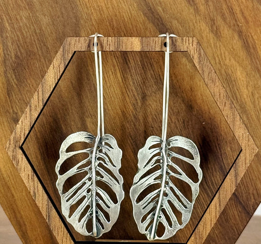 Monstera Leaf Earrings 1